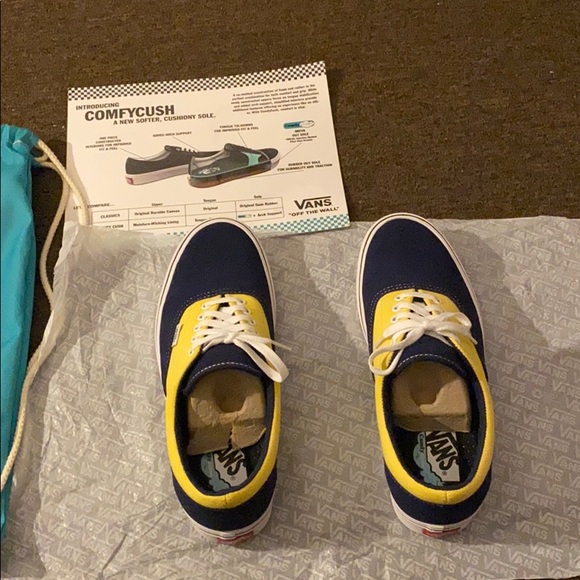 Keep It Comfy Vans : ComfyCush - Picture 3 of 4